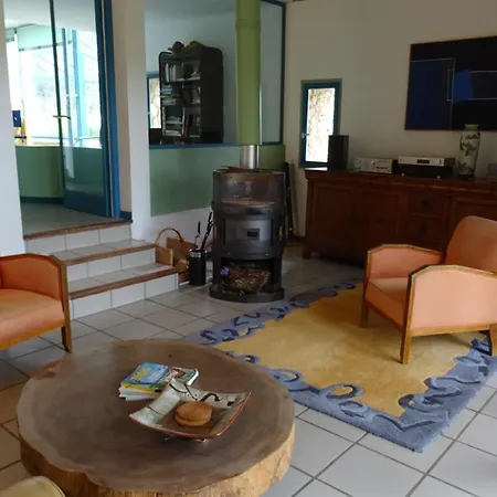 Mas En Pierres Seches Avec Piscine فيلة